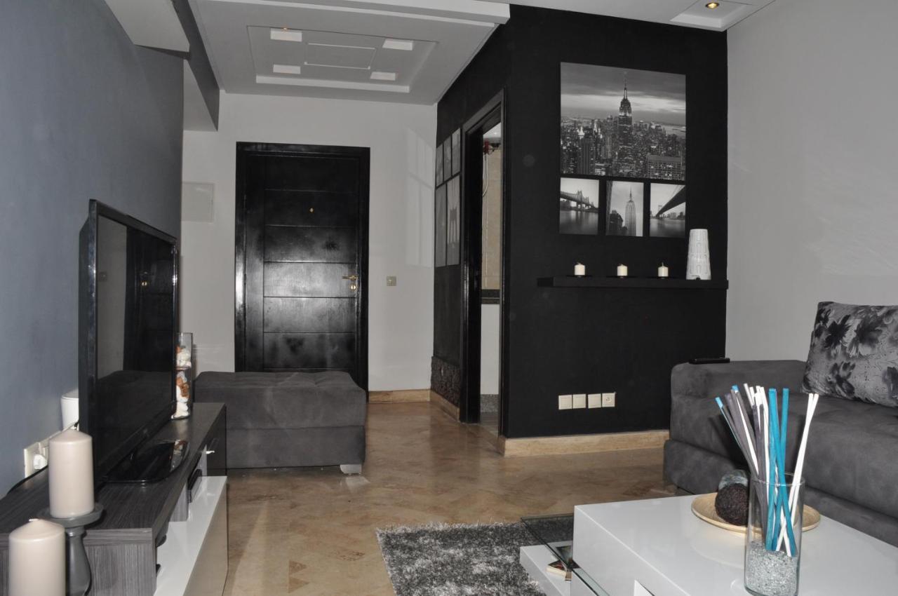Val Fleuri Apartment With Balcony, Casablanca Exterior foto