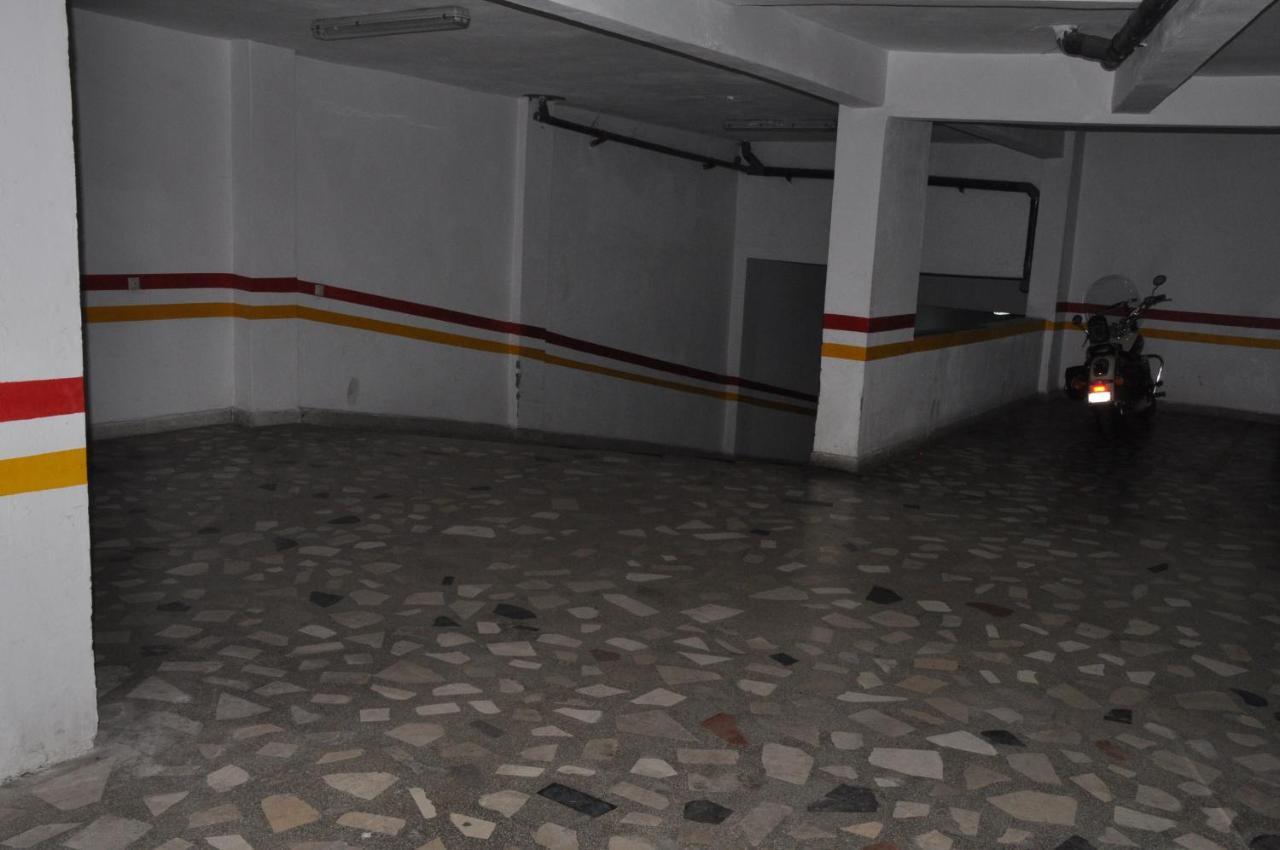 Val Fleuri Apartment With Balcony, Casablanca Exterior foto